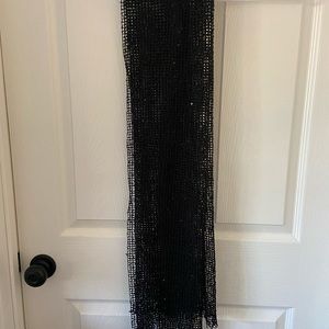 Mesh scarf